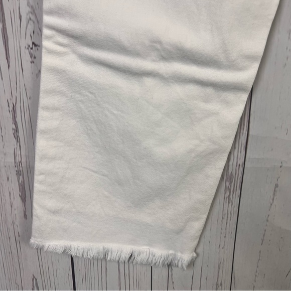 DL1961 | Patti High Rise Straight Donavan White distressed denim - Picture 6 of 10